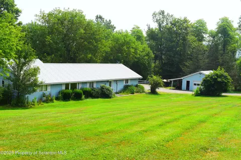 4784 Meshoppen Creek Rd, Montrose, PA 18801