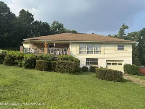 2906 Frink St, Scranton, PA 18504