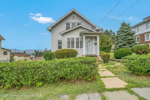627 Gibbons St, Scranton, PA 18505