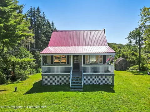 324 Campsite Rd, Thompson, PA 18465
