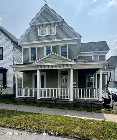 108 Salem Ave, Carbondale, PA 18407