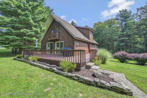 208 Smith Dr, Hallstead, PA 18822