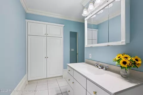 Bath - 6 Kipling Dr, Moosic, PA 18507 photo 8 of 11