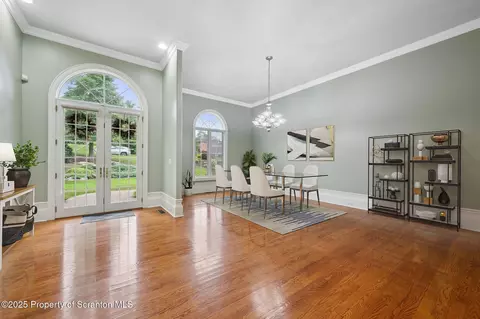 Dining - 6 Kipling Dr, Moosic, PA 18507 photo 1 of 3
