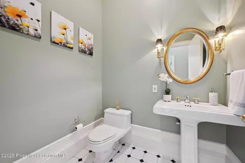 Bath - 6 Kipling Dr, Moosic, PA 18507 photo 10 of 11