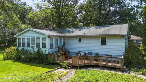 Other - 915 Johns Dr, Moosic, PA 18507 photo 3 of 11