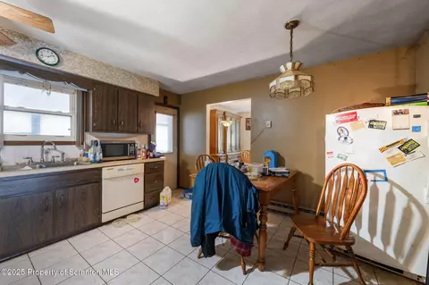 Other - 915 Johns Dr, Moosic, PA 18507 photo 5 of 11