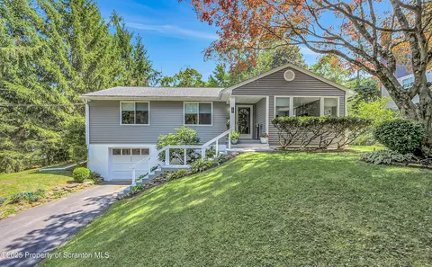 701 Powell Ave, Clarks Summit, PA 18411