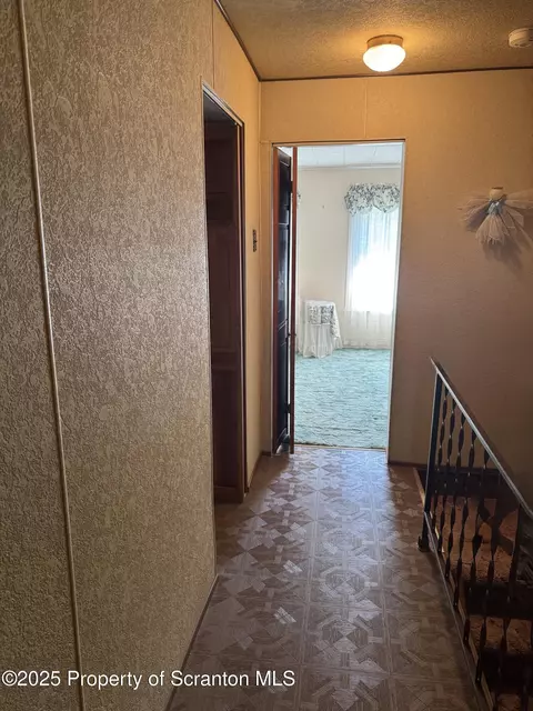 205207 Spring, Scranton, PA 18508 photo 18