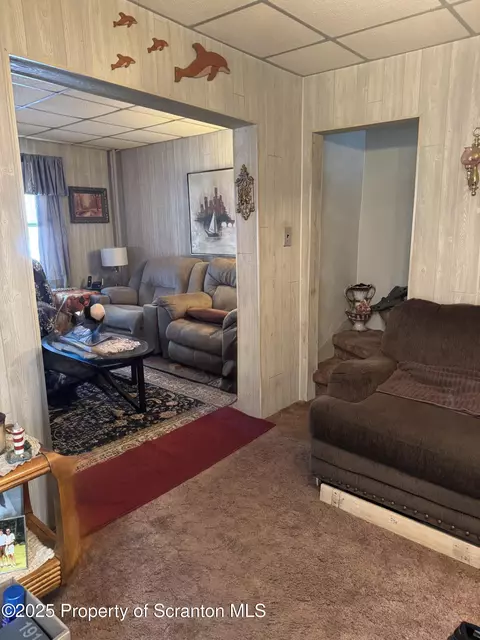 205207 Spring, Scranton, PA 18508 photo 29