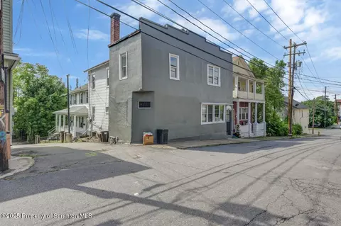 118 St Frances Cabrini Ave, Scranton, PA 18504
