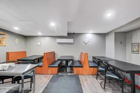 Dining - 225 E 233 E 301 East Drinker Stret, Dunmore, PA 18512 photo 1 of 1