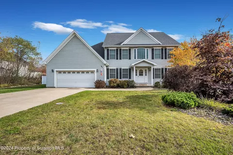 323 Sanko Dr, Olyphant, PA 18447