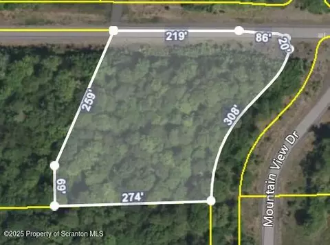 lot69 Summit Woods, Roaring Brook Twp, PA 18444