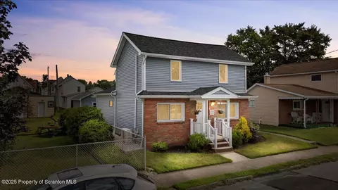 120 John St, Pittston, PA 18640
