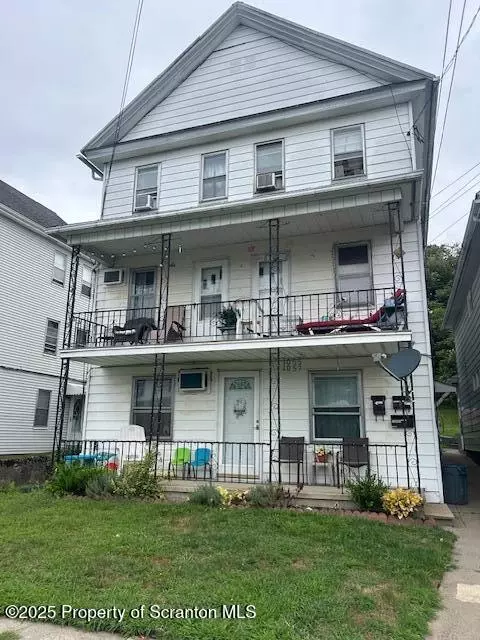 1055 Carmalt St, Scranton, PA 18519
