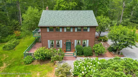 103 Elmhurst Blvd, Roaring Brook Twp, PA 18444