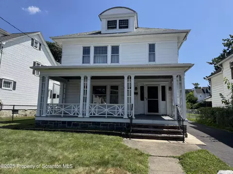 1608 Clay Ave, Dunmore, PA 18509