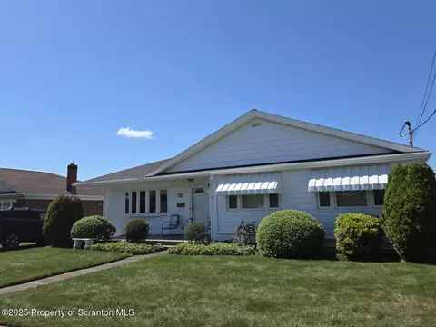 502 Mcclure Ave, Old Forge, PA 18518