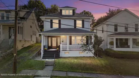 818 Cherry St, Scranton, PA 18505 photo 1