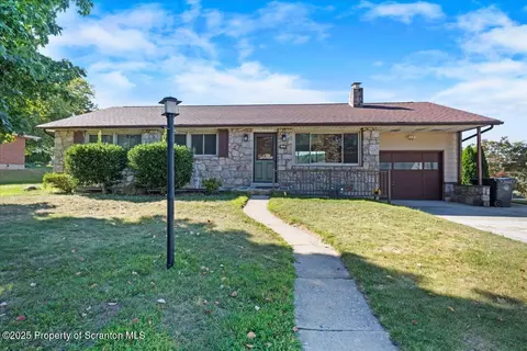 430 E Lynnwood St, Allentown, PA 18109