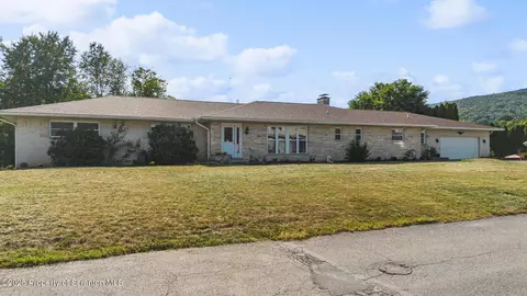 436 W 4th St, Wyoming, PA 18644