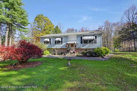 145 Tunnel Rd, Nicholson, PA 18446