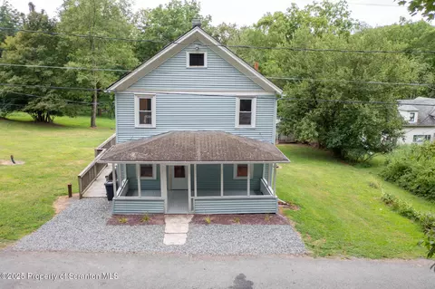127 Lower Dug Rd, Mehoopany, PA 18629