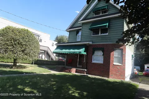 240 Josephine St, Peckville, PA 18452
