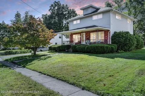 210 Hall Ave, Clarks Green, PA 18411