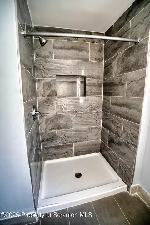 Bath - 335 337 Spring St, Scranton, PA 18508 photo 2 of 4