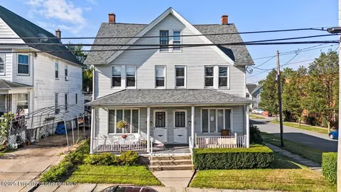 100 102 New York St, Scranton, PA 18509