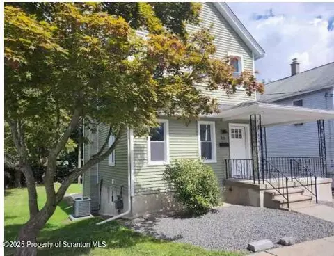 124 W Line St, Olyphant, PA 18447