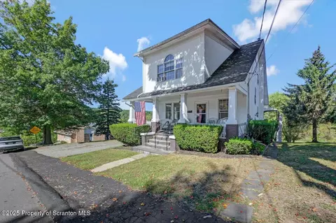 217 Maple Ave, Clarks Summit, PA 18411