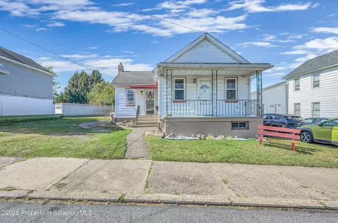 516 W Grace St, Old Forge, PA 18518