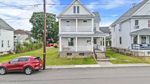729 W Locust St, Scranton, PA 18504