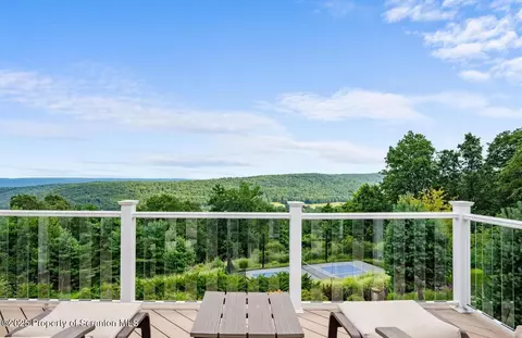 945 Lantern Hill Rd, Shavertown, PA 18708 photo 7