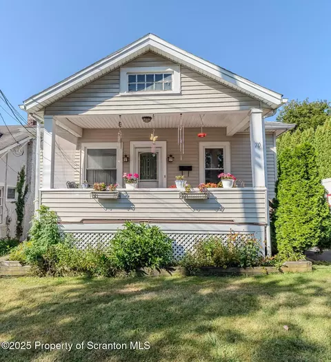 70 Shaver Ave, Shavertown, PA 18708