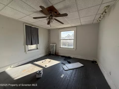 631 633 Moosic St, Scranton, PA 18505 photo 6