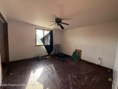 631 633 Moosic St, Scranton, PA 18505 photo 17