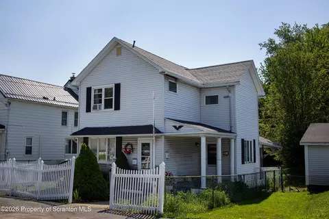 108 3rd St, Blakely, PA 18447