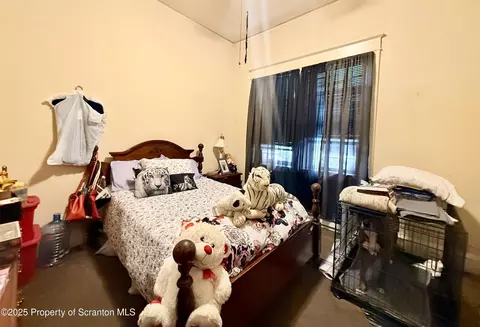 Bedroom - 210 Mary St, Olyphant, PA 18447 photo 1 of 4