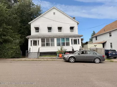 223 225 Green St, Edwardsville, PA 18704