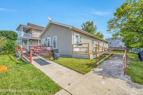 1300 Monsey Ave, Scranton, PA 18509