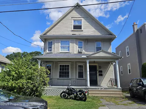 139 William St, Dunmore, PA 18512