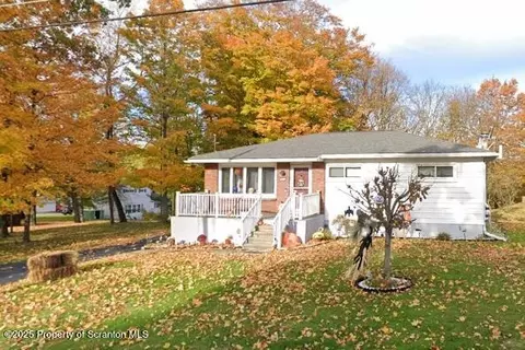 505 Clover St, Chinchilla, PA 18410
