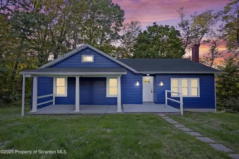 102 Florida Ave, Scranton, PA 18505