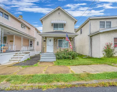 509 W Grace St, Old Forge, PA 18518 photo 1