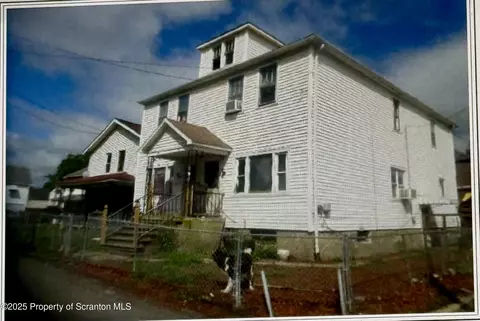 14 15 Myers Ln, Kingston, PA 18704
