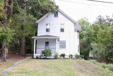 220 Clark Ave, Clarks Summit, PA 18411